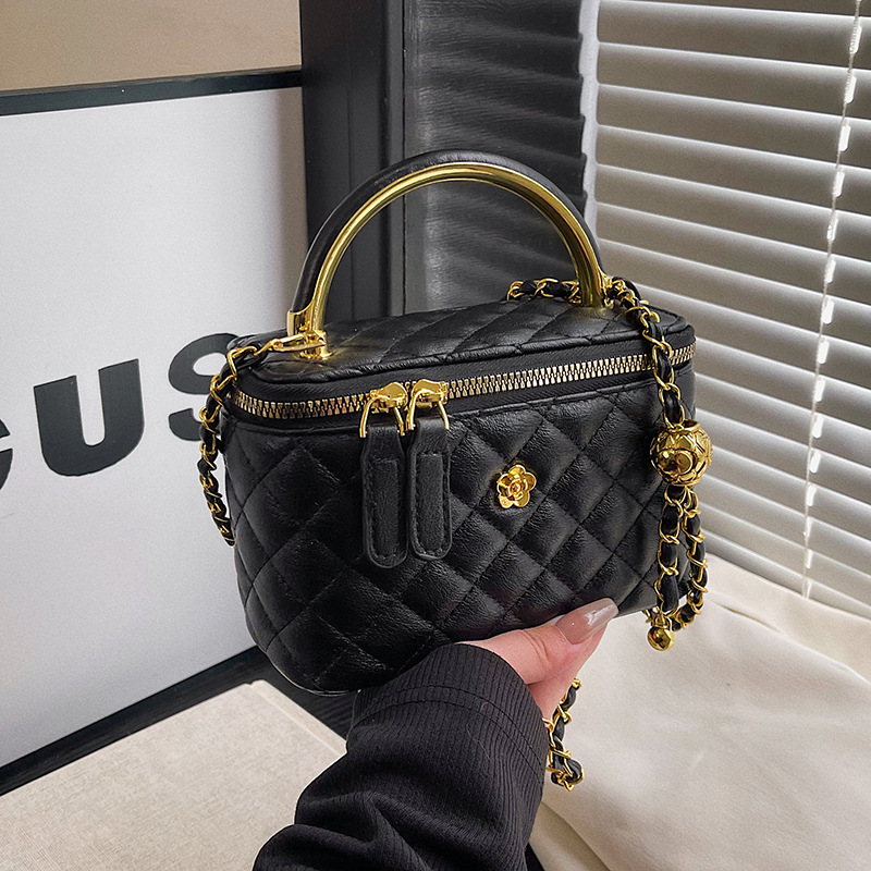 Free shipping designer bags for womens Shoulder bags white khaki pink black blue fashionable and versatile crossbody bag