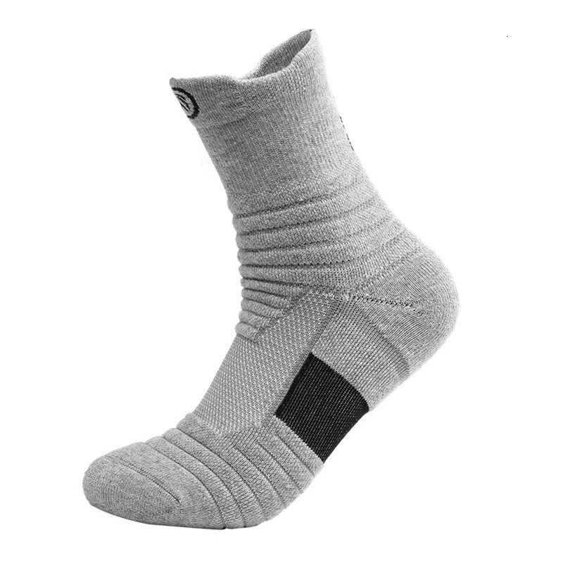 Running Sports Socks Breathable Sock Moisture Wicking Seamless Athletic Socks Long Short Sweat Deodorant Towel Sox Men SocksT251209