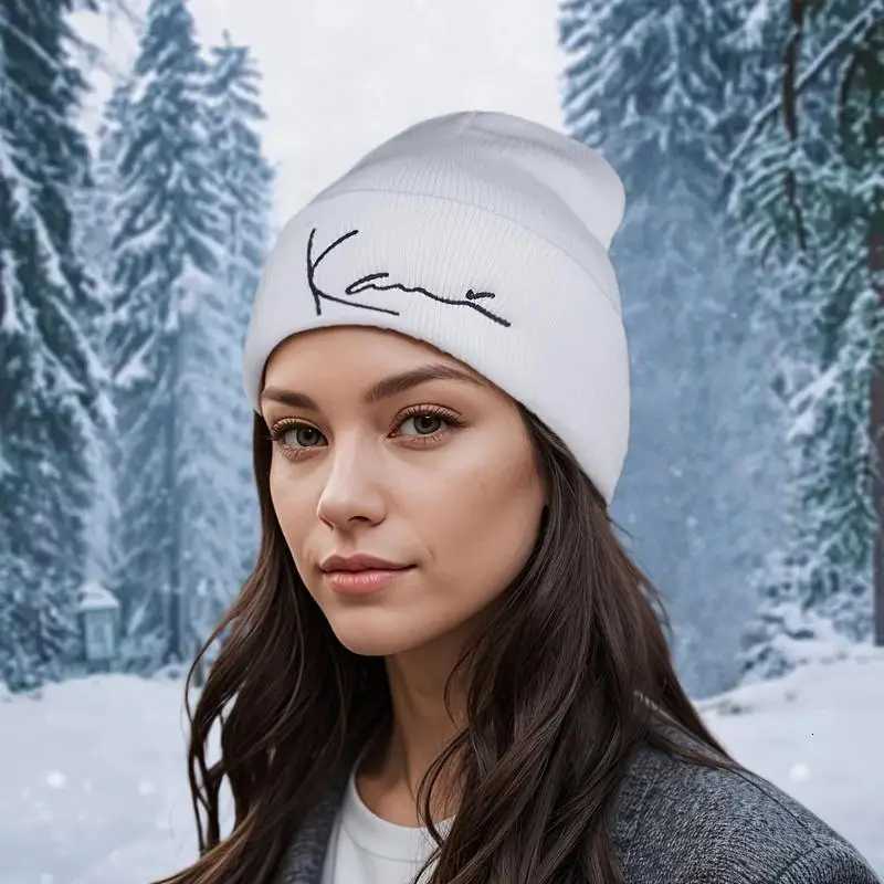 Luxury 1Pieces Karl Kani Retro Letter Embroidered Knitted Hat For Men And Women Winter Warmth Hooded Knitted Hat Mountaineering Hat Y251209