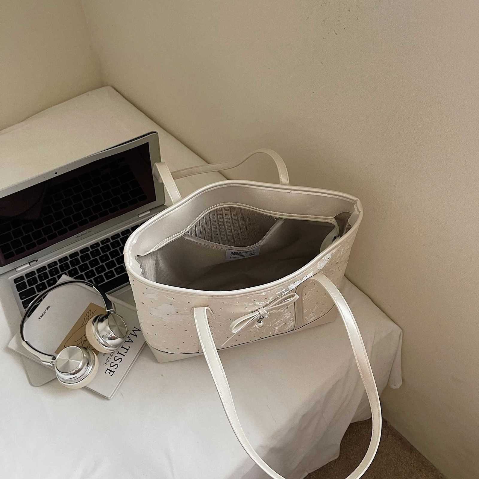 LEFTSIDE Shopper Shopping Shoder Bags for Wen PU Leather Tote Bag 2025 Summer New Designer Bow Purses and Handbags Y251209