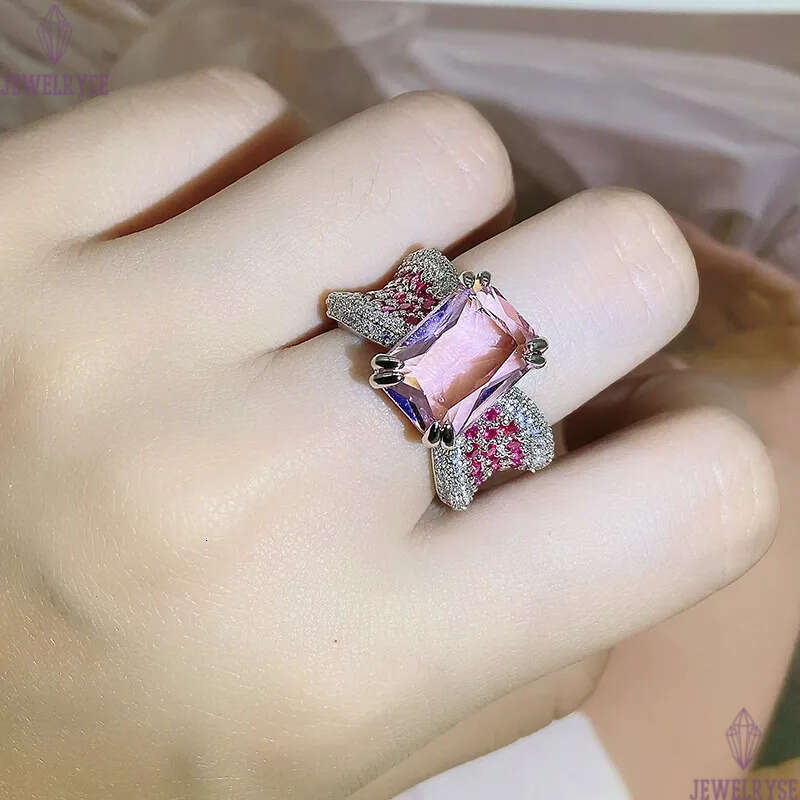 Lovely Pink CZ Zircon Diamond Rings for Women Girls Nice Elegant Love Luxury Designer Cute Big Square Stone Chinese Finger Ring Jewelry
