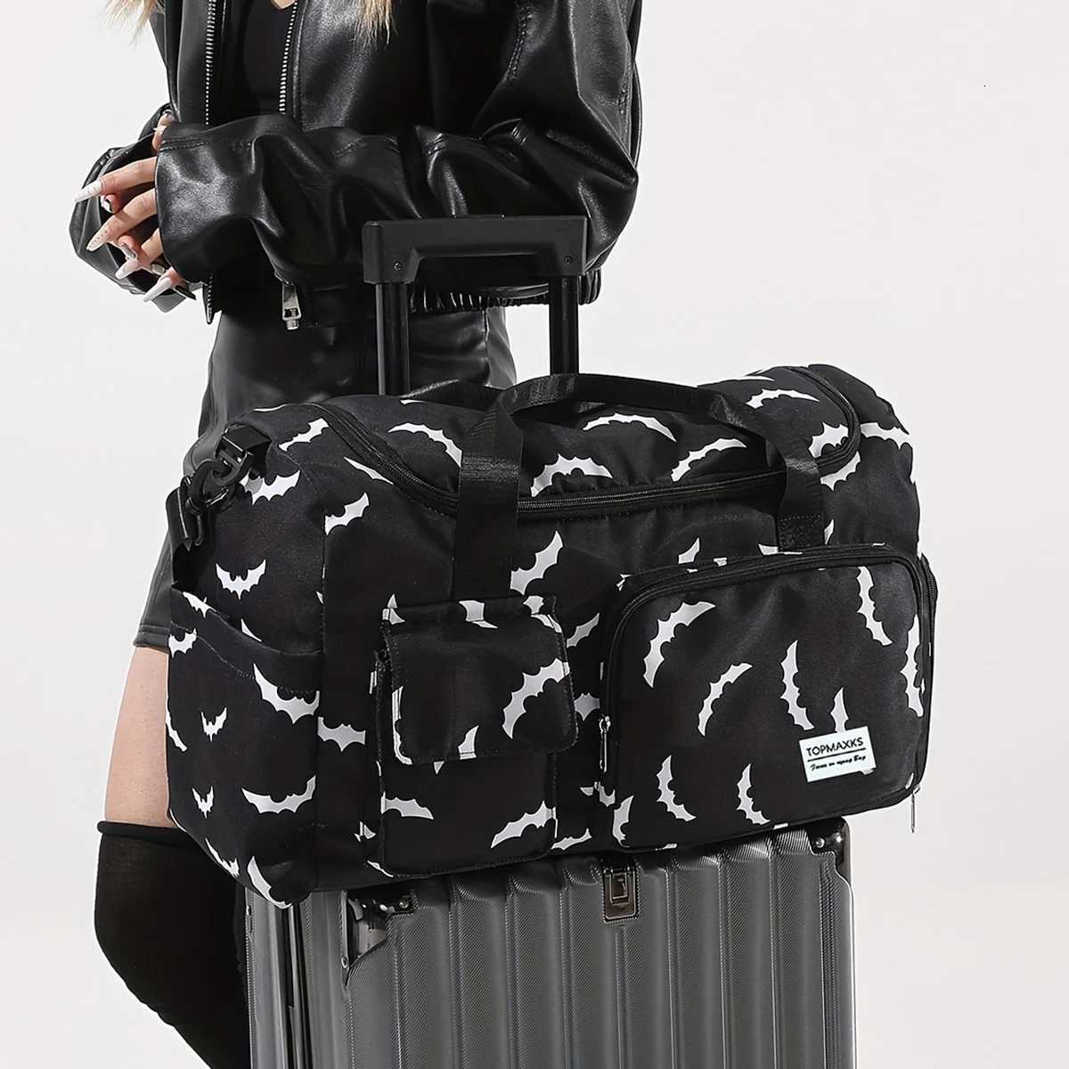 New bat pattern casual weekend bag with wet bag shoe cpartment large capacity hospital maternity bag simple crossbody bag Y251209