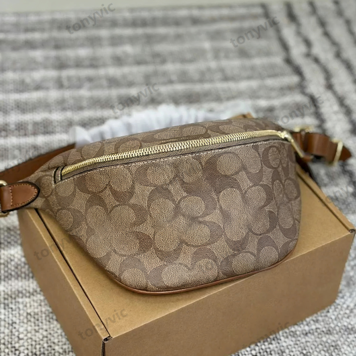 Women Mens Fanny Pack Designer Bumbag Luxurys Waist Bags Unisex Belt Bag Leather Chest Bag Designer Waist Bags Outdoor Casual Bum Bag Fannypack