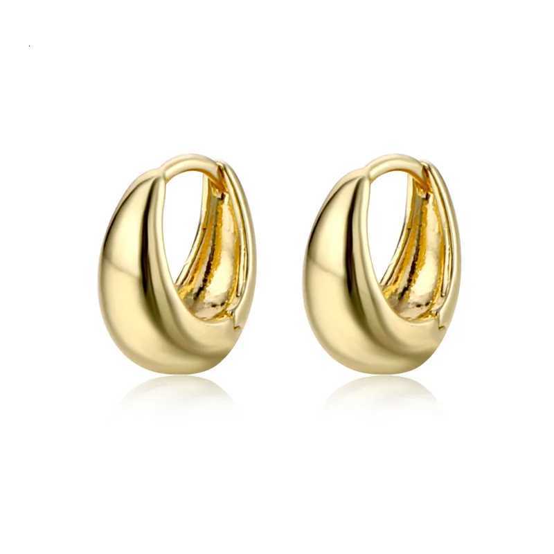 Simple Circle Ear Buckle Retro Gold Color Smooth Hoop For Women Punk Geometry Earrings Jewelry Accessories K251209 H260202