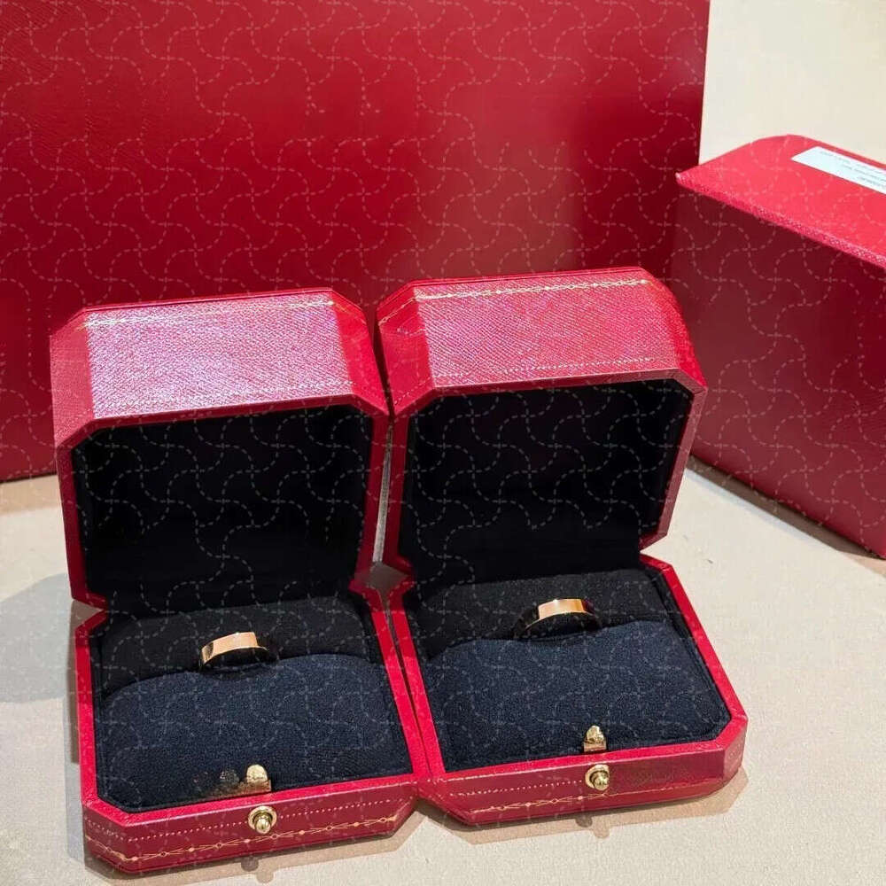 High quality diamond engagement love ring men Ring mens gold rings luxury designer jewelry for women engagement men love ring rings Simple Atmosphere Luxury Party