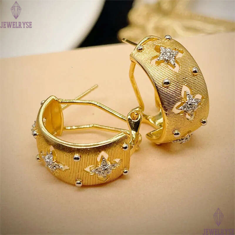 18K Gold Plated Vintage Clover Rings with Handcrafted Italy Court Style Luxury Buqlt Brand Star Nail Finger Designer Ring Jewelry Gift