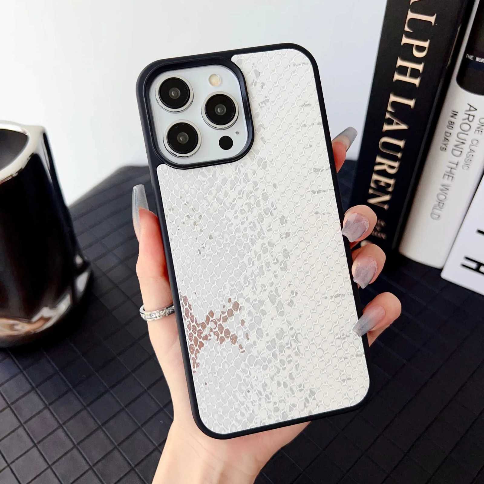 snakeskin phone case for iphone 17 16 15 14 plus 13 12 11 pro max cover Luxury leather funda gold stamping cases carcasa C251209
