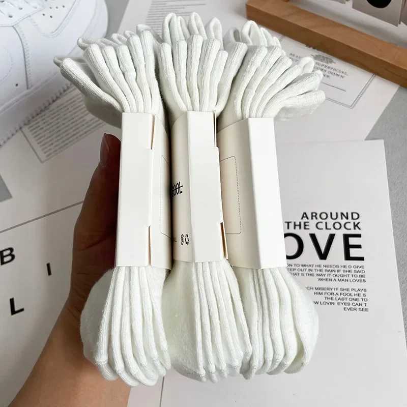 Men Ankle Socks Solid Color Black White Gray Breathable Cotton Sports Socks Unisex High Quality Spring Summer Male Short SockT251209