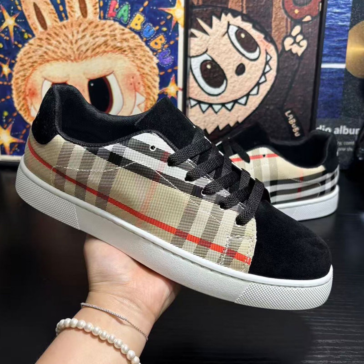 Designer shoes 2025 new autumn and winter classic plaid casual shoes low cut fashionable trend board shoes for men black brown