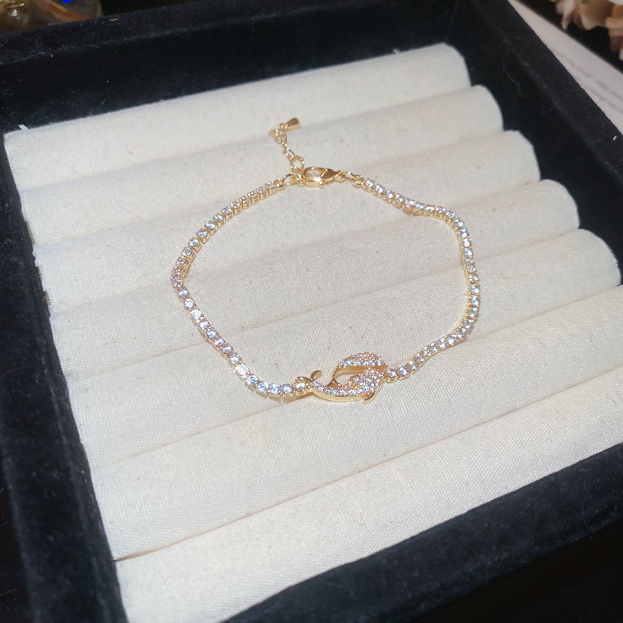 Square Zircon Small Fish Light Luxury High-end Fashion Super Shiny Bracelet for Women Commuting Versatile Elegant Jewelry Wholesale - view 5