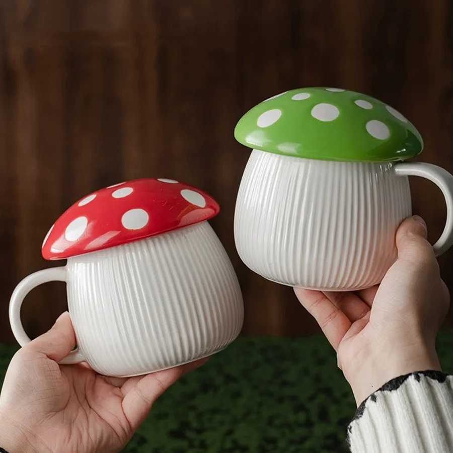 350ML Ceramic shro Coffee g with Lid Creative Red shro Breakfast g Exquisite Afternoon Tea Latte Cup Birthday Gift H251209