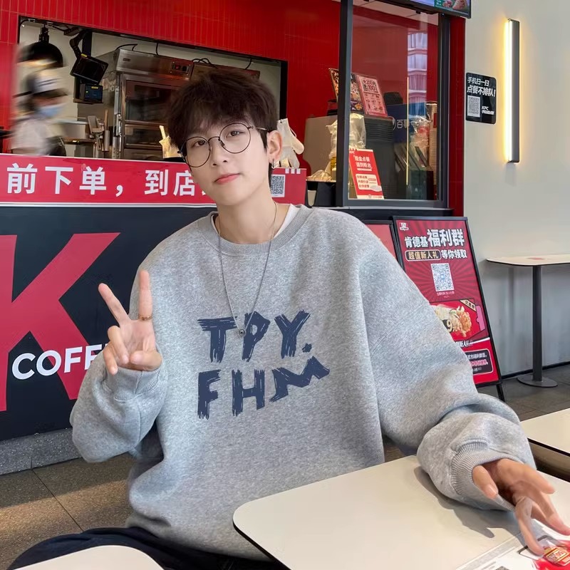 High-Quality Navy Heavyweight Fleece-Lined Cotton Crew Neck Sweatshirt for Boys: Autumn/Winter New Arrival, American Retro Style, Teenager-Friendly
