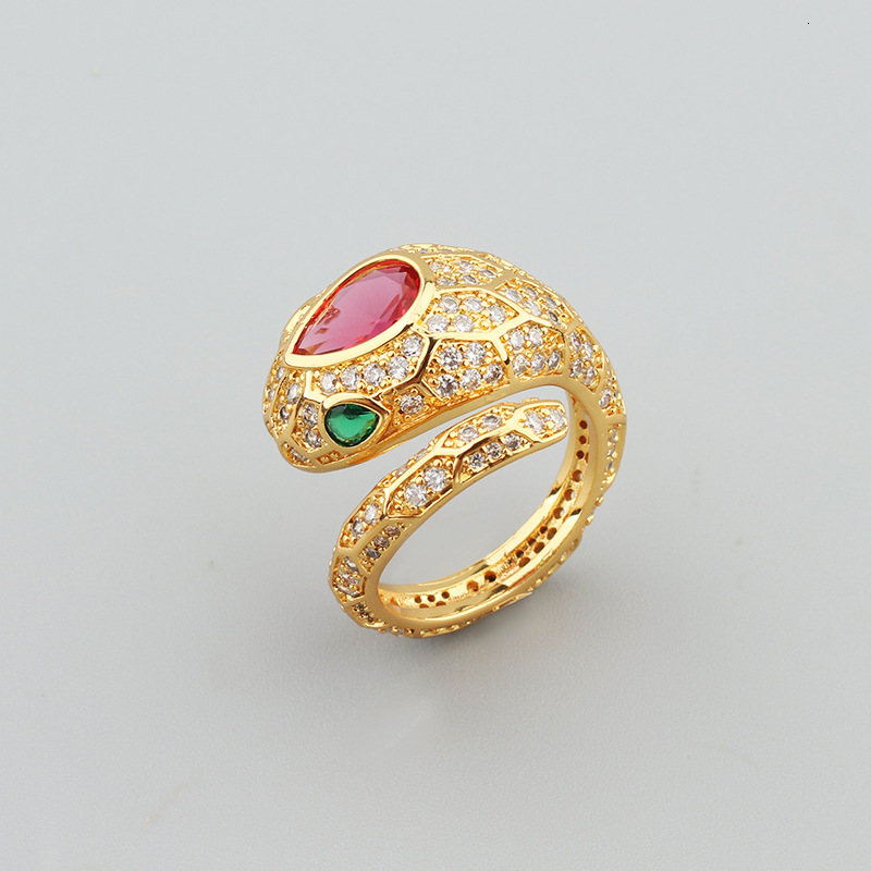 Vintage New Ring Earrings Necklace Jewelry Set Inlaid with Ruby for Women Banquet Wedding Bride Earrings