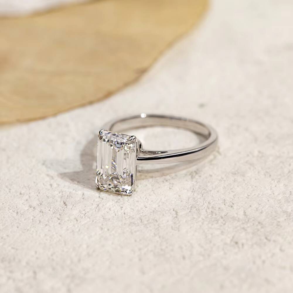 Customized Women Personal 30ct E VS1 Emerald Diamond IGI Certified Lab Grown Diamond Ring 18k Solid White Gold Wedding Ring