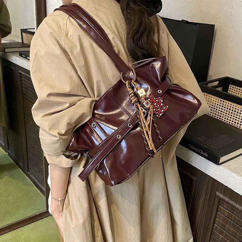 LEFTSIDE PU Leather Shoder Bags for Wen Solid Color Hand Bag 2025 Winter Luxury Designer Trend Purses and Handbags Y251209