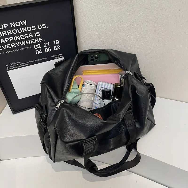 Gym Bag Leather Sports Bags Dry Wet Bags for Men Wen Training for Shoes Fitness Yoga Travel Lage Shoder Sport Bag Y251209