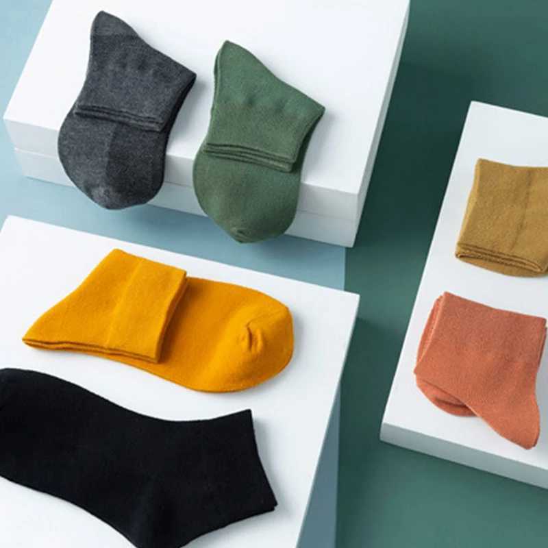 3 Pairs Cotton Men Socks High Quality Casual Soft Breathable Fashion Simple Business Dress Solid Solor Middle Tube Sosk for MaleT251209