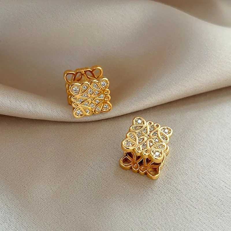 2025 new stylish and simple hollow geometric zircon earrings niche design high-end earrings J251208
