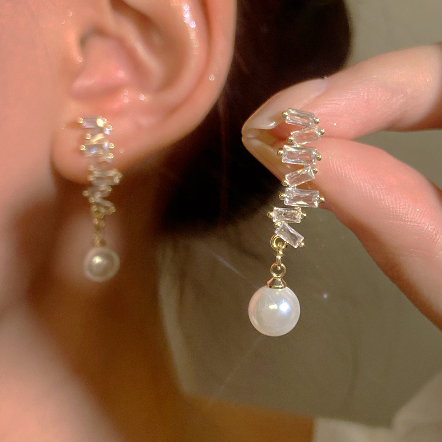 Ins Style Copper Inlaid Zircon Pearl For Women French Light Creative Design designer Elegant Earrings luxury free shipping Internet Celebrity Ear Jewe