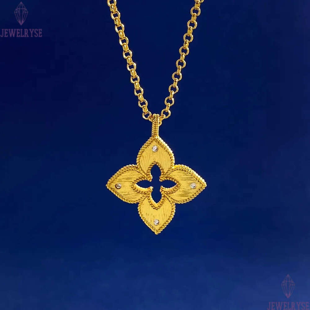 Luxury Italy classic clover designer stud earrings for women 18k gold hollow flower wire laser bracelets necklace ring tassel earring wedding jewelry