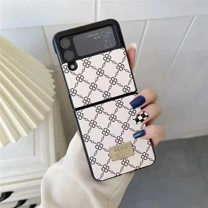 Luxury Simple Stylish Geetric Patterns Leather Hard Phone Case For Galaxy Z Flip 6 5 4 3 2 1 Cases ZFlip6 ZFlip5 C251209