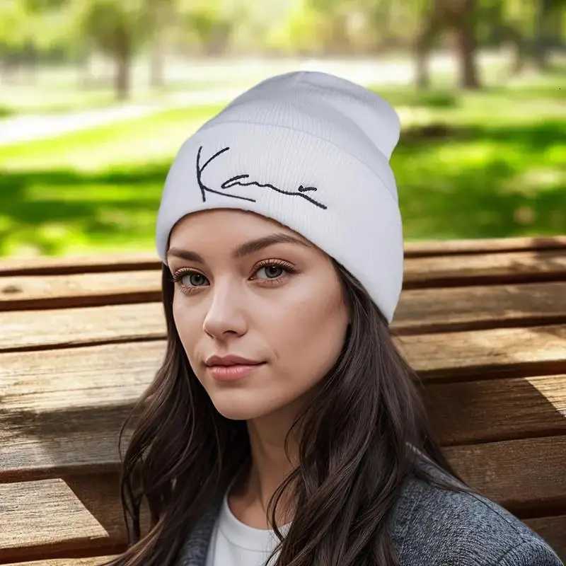 Luxury 1Pieces Karl Kani Retro Letter Embroidered Knitted Hat For Men And Women Winter Warmth Hooded Knitted Hat Mountaineering Hat Y251209