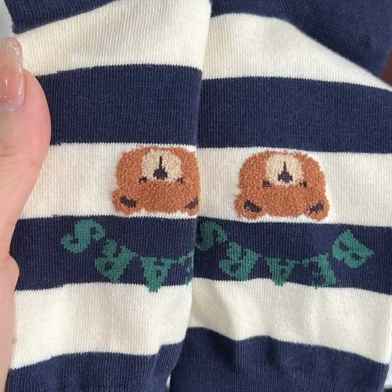 Casual Cute Bear Mens Socks Cotton Cartoon Harajuku Skateboard Socks Novelty Breathable Soft Happy Sox Gift for Men Couple SoxT251209