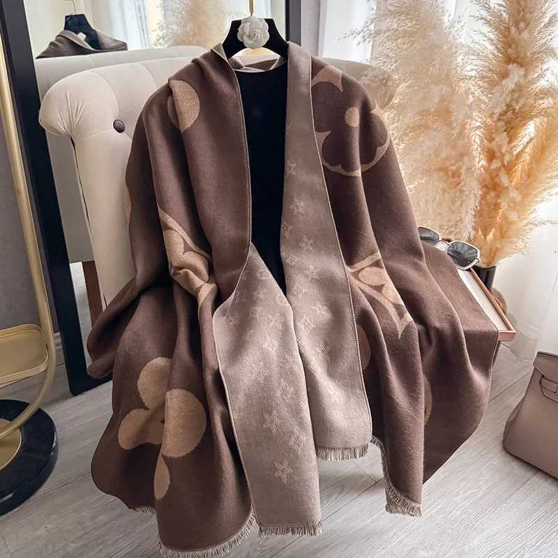 Luxury New Women Fashion Scarf Luxury Autumn Winter Warm Shawls Print Scarves Faux Pashmina Mujer Femme Foulard Bufanda Hijabs Y251208