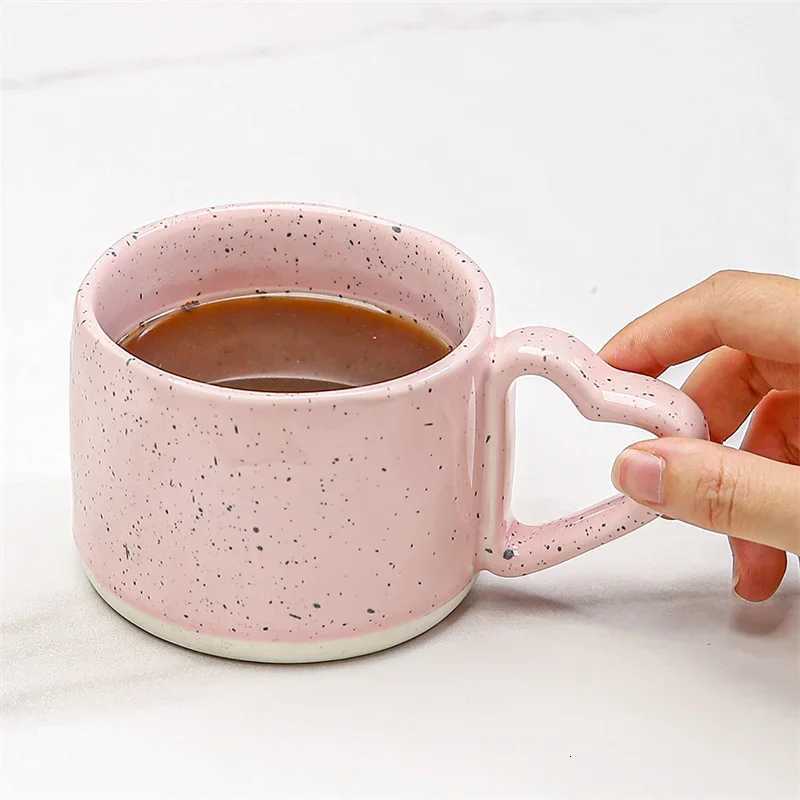 Korean Style ins Ceramics Cup 300ML Love shape handle Coffee g Breakfast milk oatmeal cup Water cup Vntines Day Gift H251209