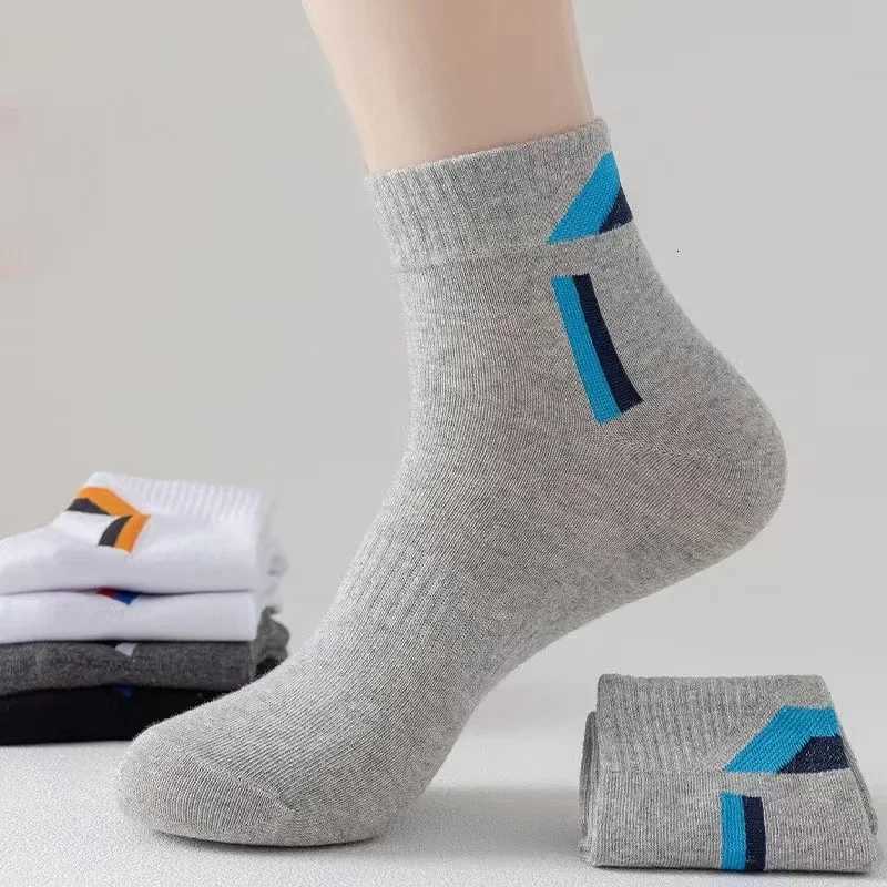 5Pairs/Lot Mens High Quality Cotton Socks Breathable Non-slip Classic Business Mid-tube Mens Socks Summer Autumn Sports SocksT251209