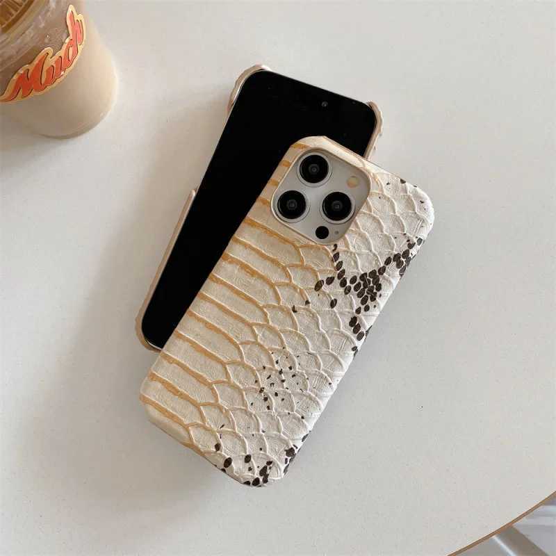 Luxury Leather Realistic Snake Skin Texture Phone Case for IPhone 16 15 Pro Max Plus 5G for Fashion PU Seismic Cover C251209