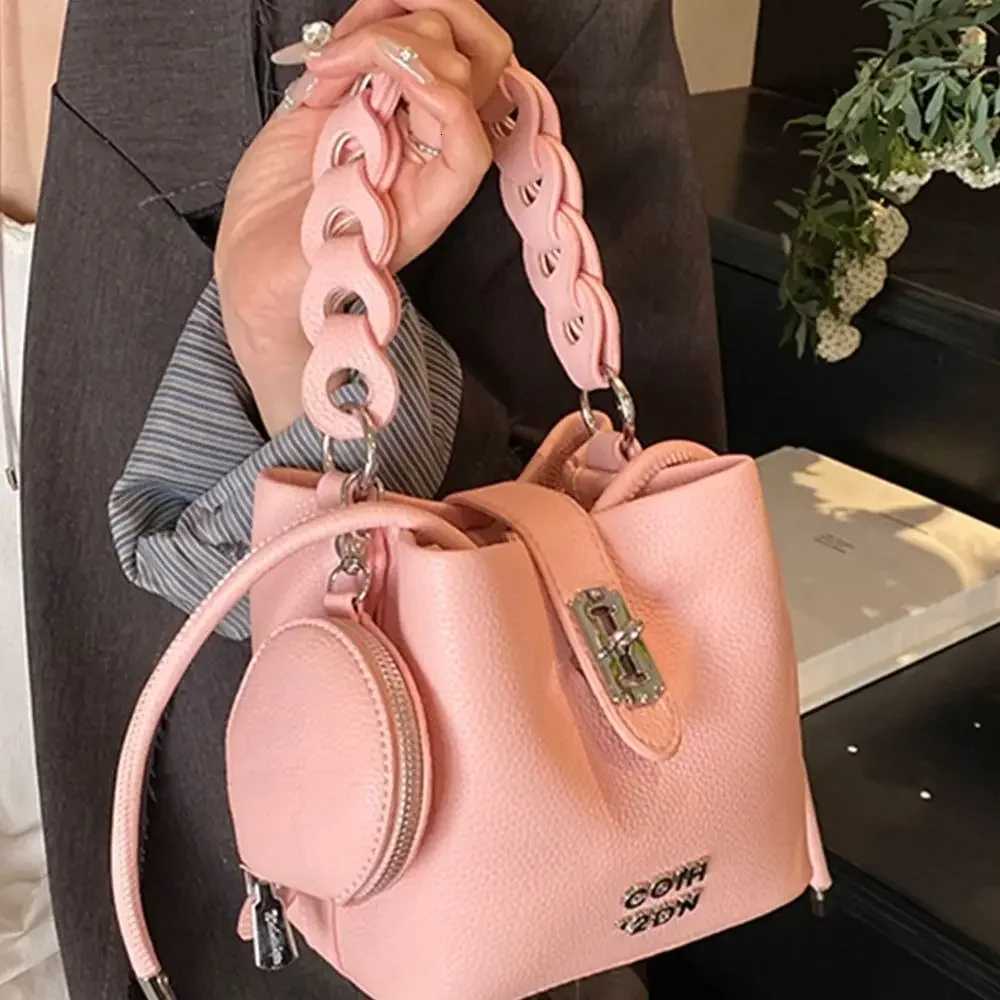 Temperament Lock Bucket Bag for Wen 2025 New Summer Single Shoder Crossbody Bag Popar Handbag Soft Pu Daily Cmuting Bag Y251209