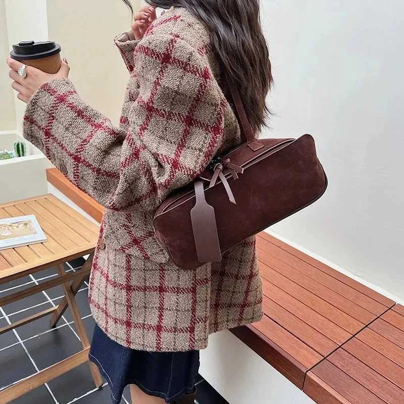 Brand Trend Design Shoder Bags for Wen Lat Luxury Designer Handbags PU Suede solid red Top-handle Bag Cmute low Bag Y251209