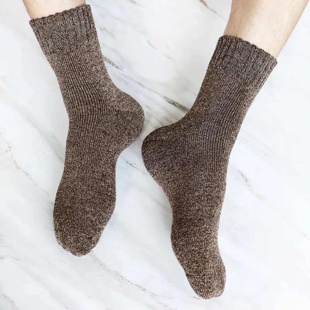 5 Pairs Mens Retro Solid Color Casual Wool Socks Winter Warm Mid Length Sock Ultra Thick Harajuku Men Antifreeze Cashmere SocksT251209