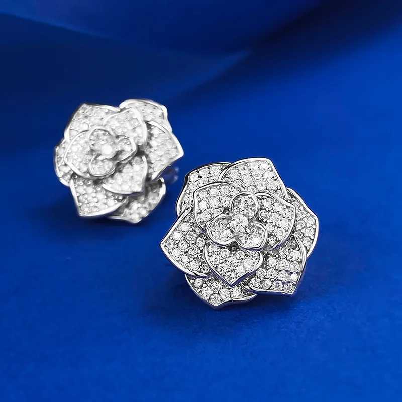 2023 New S925 Silver Luxury Set with Diamond Camellia Flower Rose Earrings for Womens Exquisite Versatile Style K251209 H260202