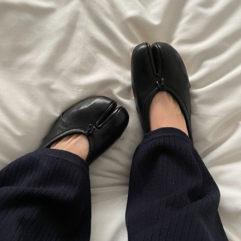 Split Toe Women Ballet Flats Fashion Shoes Casual Slip-on Loafers Ladies Pleated Leather Espadrilles ddmypanda