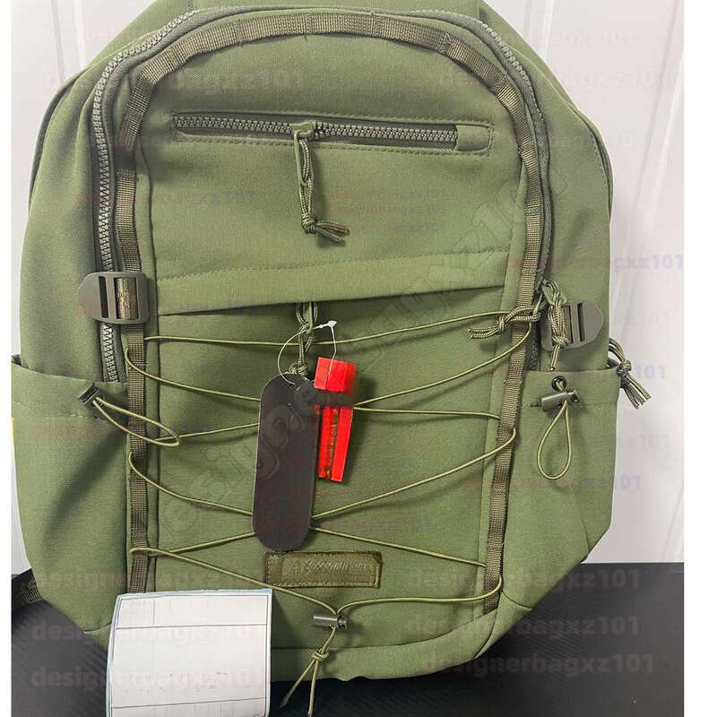 Supremely Backpack Supremebag Designer Bag Tabby Soft Chain Cross Body Bag Outdoor Messenger Bags Fanny Pack Multiple Pockets Student Bag Black Red Camouflage