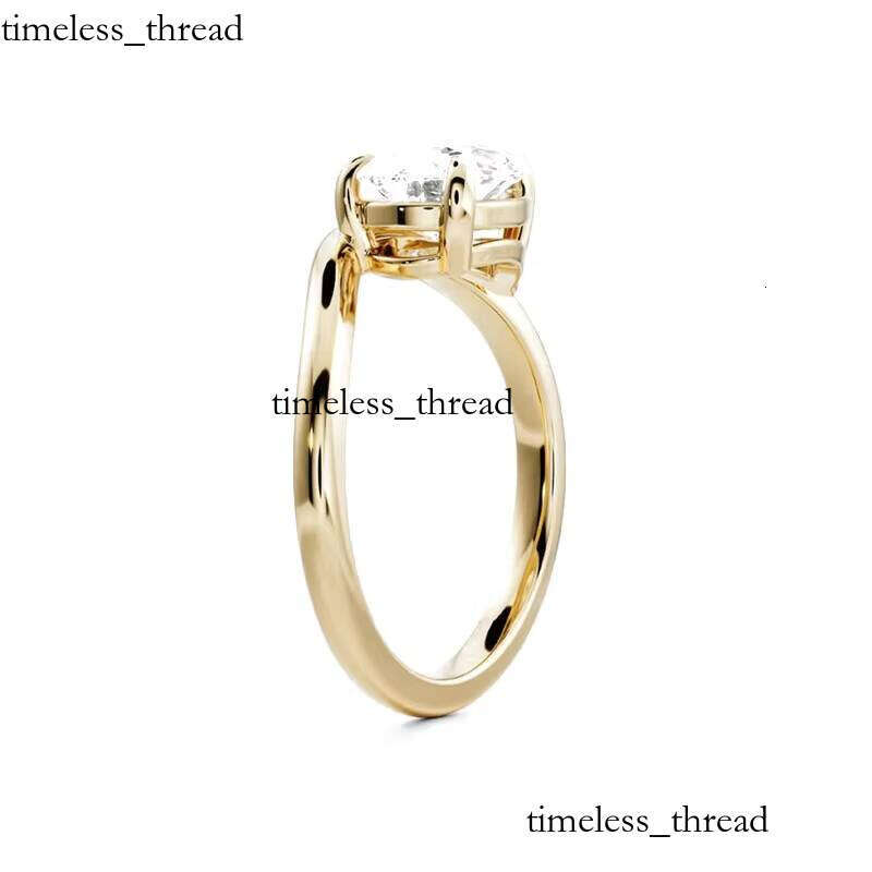 Wholesale 925 Sterling Silver Luxurious Engagement Fine Jewelry Gold-Plated Curved Solitaire Pear Cut VVS Moissanite Ring