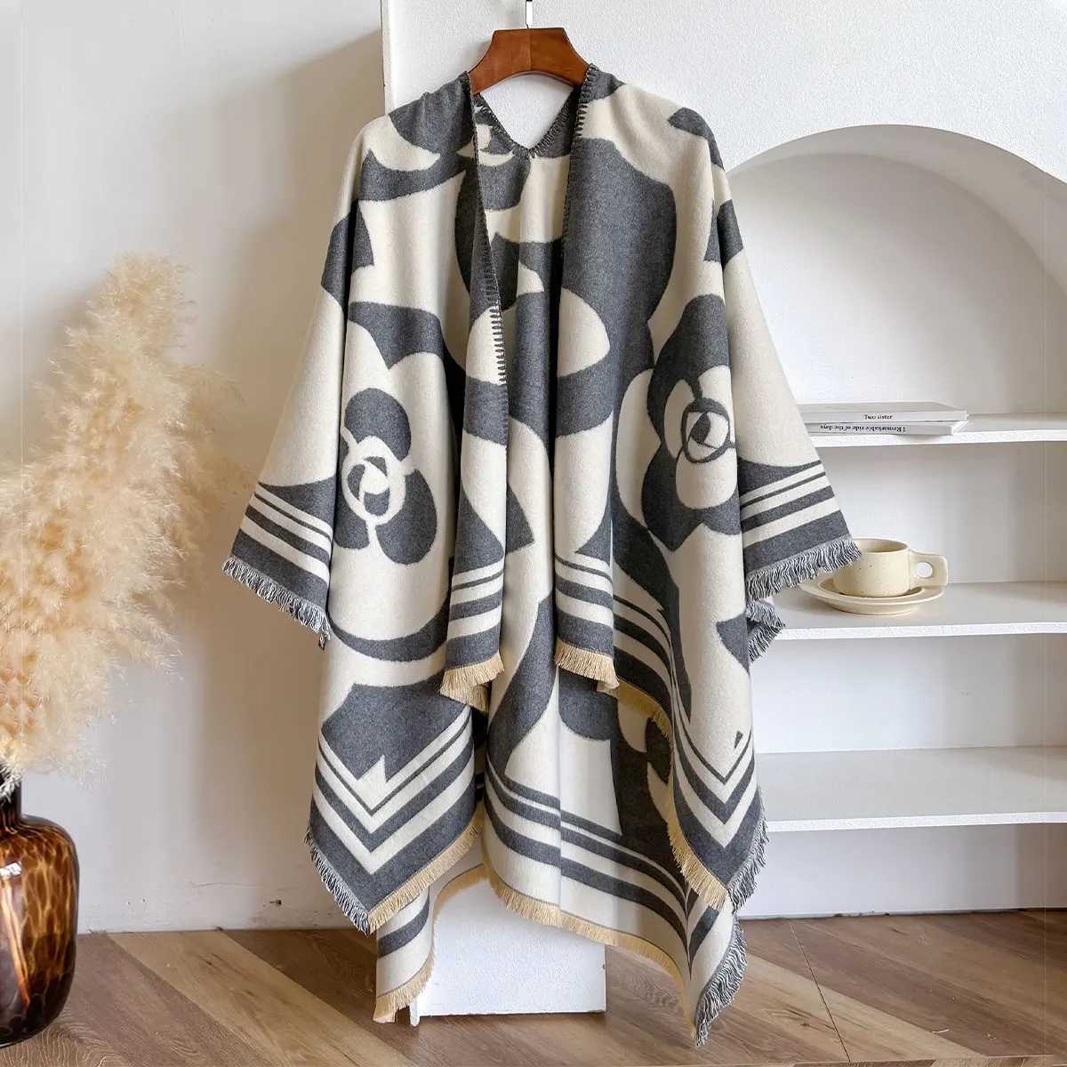 Luxury 2025 Ethnic Style Women Imitation Cashmere Scarf Thick And Warm Large Square Scarf Fashionable And Versatile Elegant Scarf Y251208