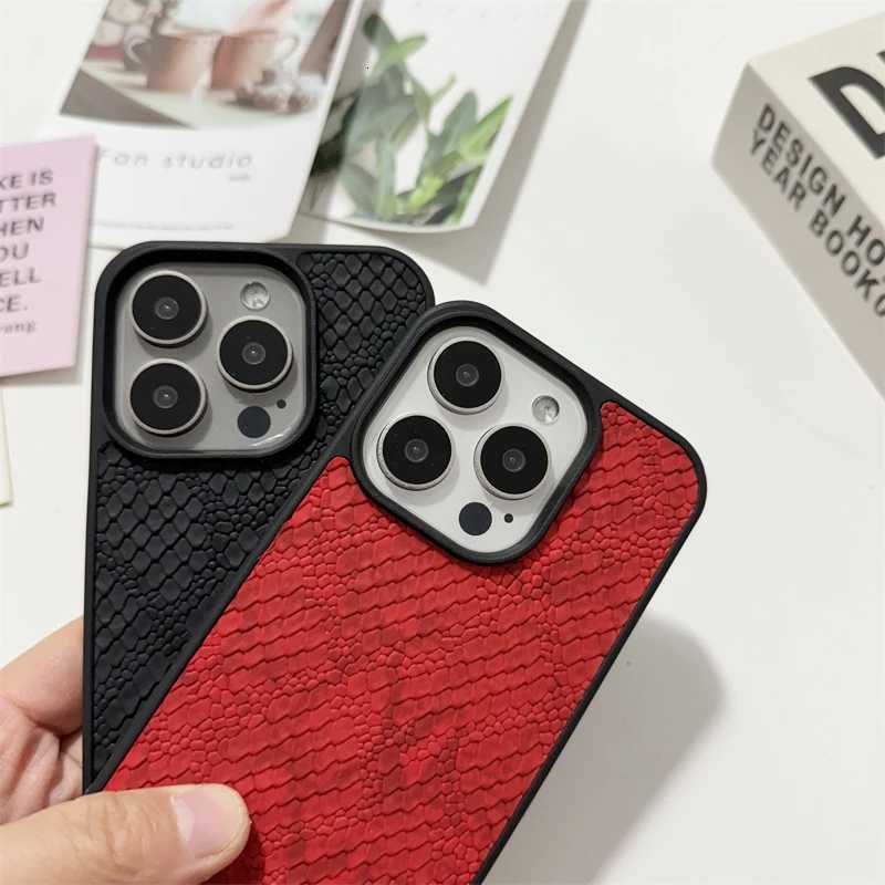 Custi name Snakeskin pattern PU leather hard Case for iPhone16 15 14 Phone Cover 13 12 11 Pro Shockproof Back Funda C251209