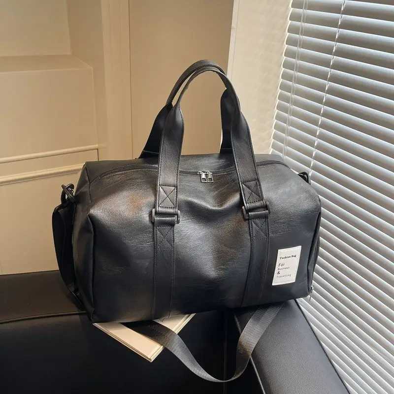 Gym Bag Leather Sports Bags Dry Wet Bags for Men Wen Training for Shoes Fitness Yoga Travel Lage Shoder Sport Bag Y251209