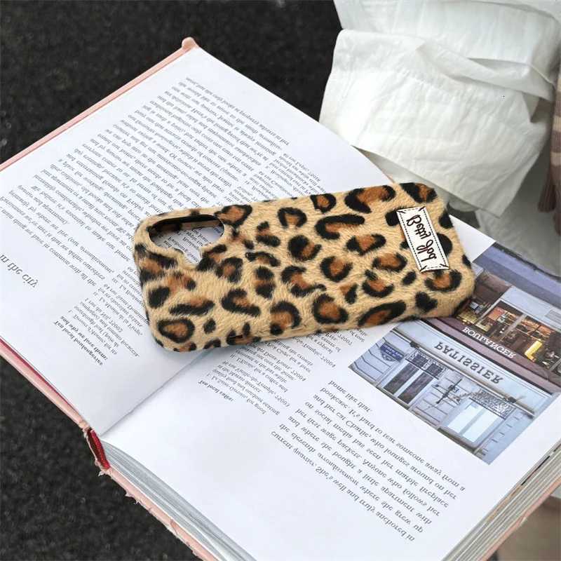 Luxury Leopard Plush Winter Hand Wer Fluffy Protec Phone Cover For iPhone 12 13 14 15 16 17Pro Max Lovely Leopard Furry Cover C251209