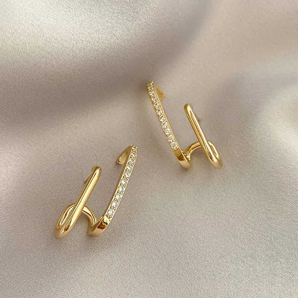 Huitan Fashion Contracted Womens Stud Earrings Gold Color Inlaid Shiny CZ Stone Daily Wear Statement Jewelry 2022 Drop Shipping K251209 H260129
