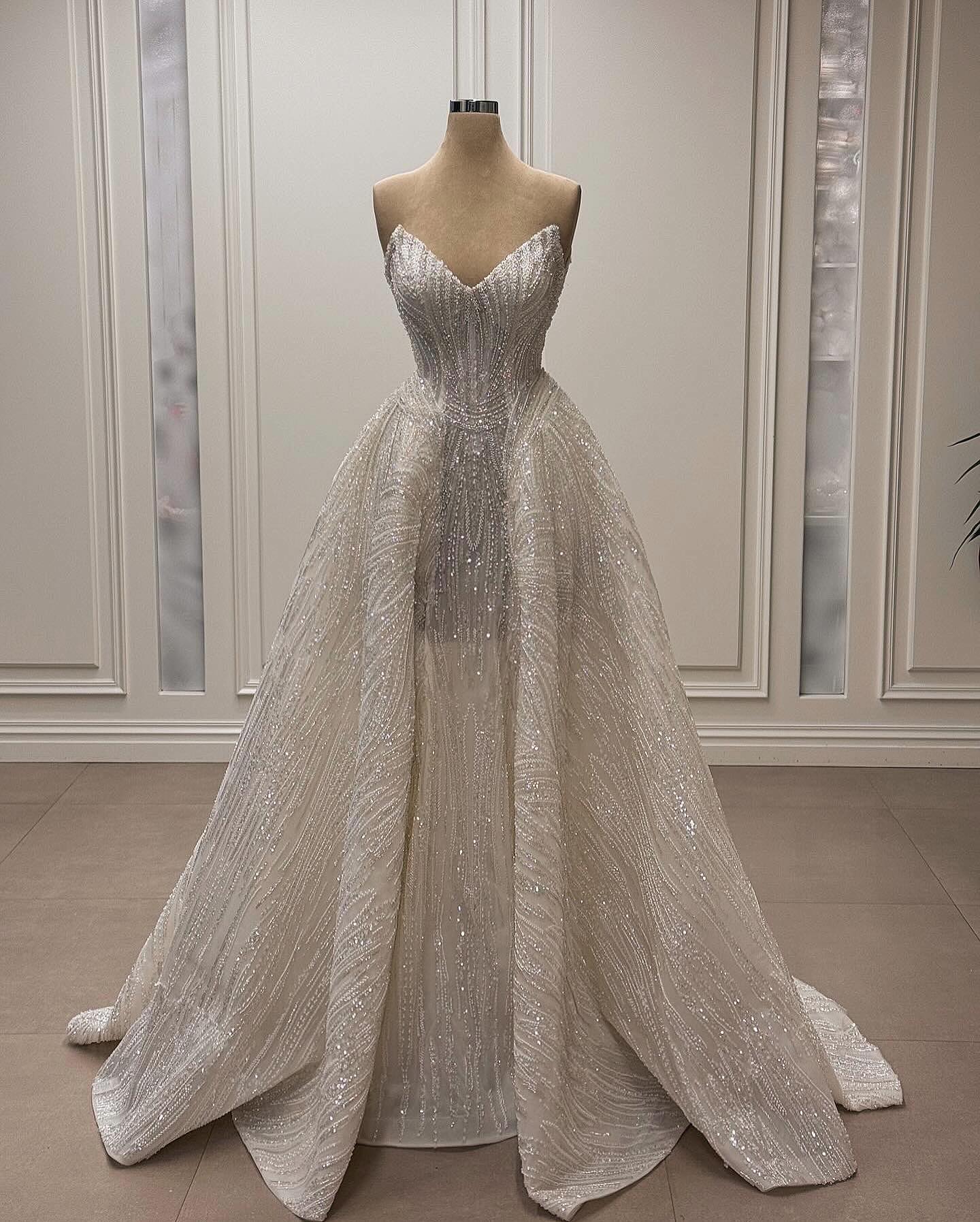 Modern Sequins Wedding Dresses Strapless Bridal Gowns A Line Illusion Sleeveless Princess Customized Vestidos De Novia Plus Size