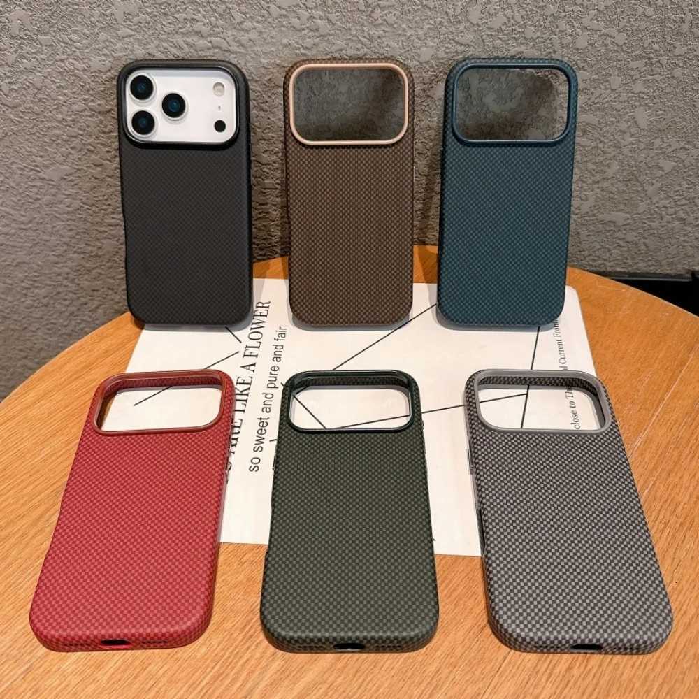 Built-in Magnetic high end Carbon Fiber for Phone Case for iPhone 17 Pro Max Air 17 Pro Wireless Charge Shockproof Case C251209