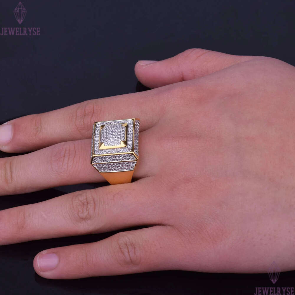 Mens Luxury Stunning Handmade Band Rings Fashion Jewelry 925 Sterling Silver Popular Round Cut White Topaz CZ Diamond Full Gemstones Hip Hop Men Weddi