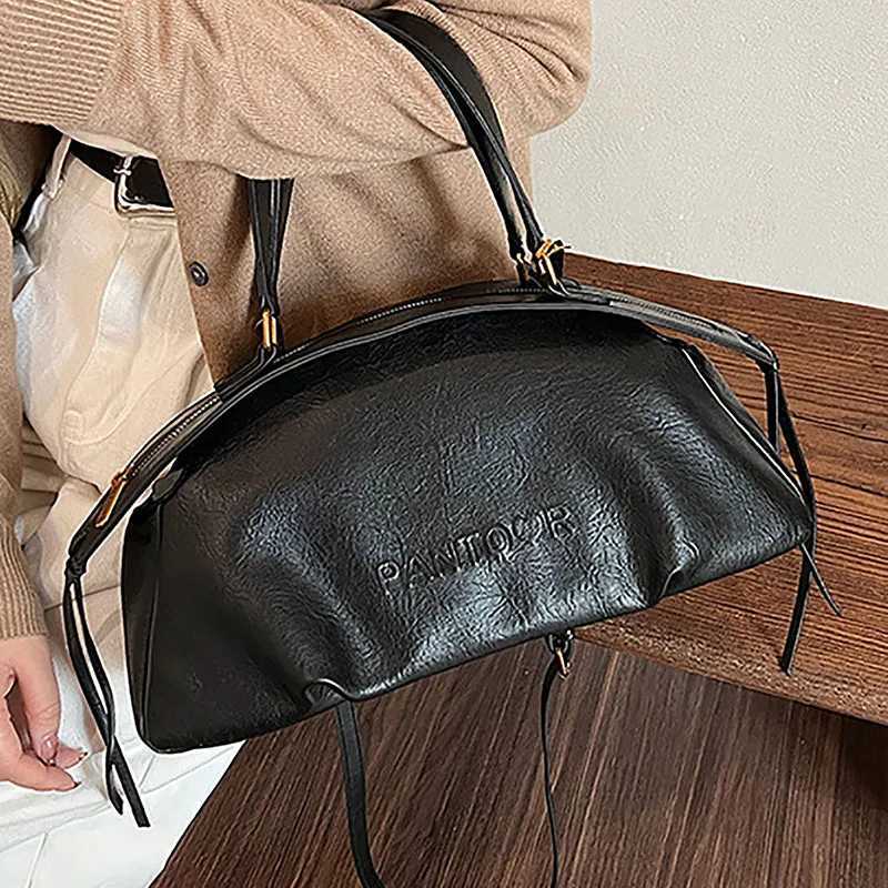 Autumn Winter Ladies Handbag Large Capacity Bowling Bag Casual Shoder Bag Vintage Style Brown Leather Handbag Y251209