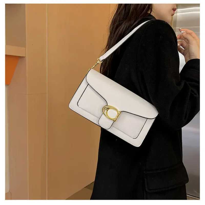 New Arrival Minimalist Tote Womens Convertible BagSoft PU Leather Compact Design Trendy Street Style Perfect for Daily Us W251209