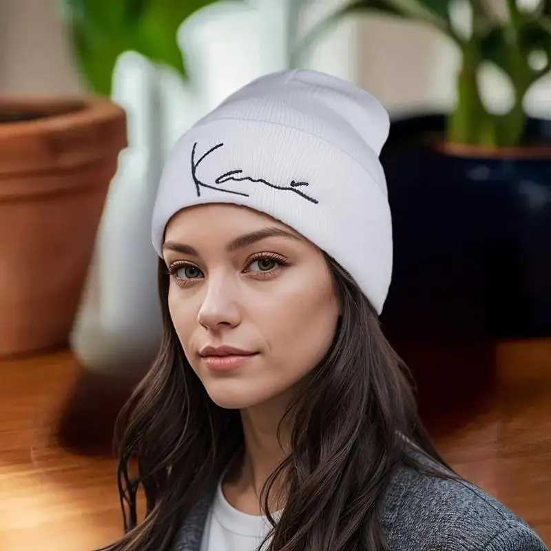 Luxury 1Pieces Karl Kani Retro Letter Embroidered Knitted Hat For Men And Women Winter Warmth Hooded Knitted Hat Mountaineering Hat Y251209