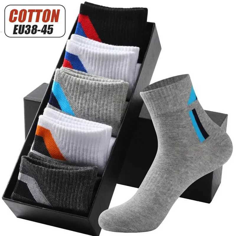 5Pairs/Lot Mens High Quality Cotton Socks Breathable Non-slip Classic Business Mid-tube Mens Socks Summer Autumn Sports SocksT251209
